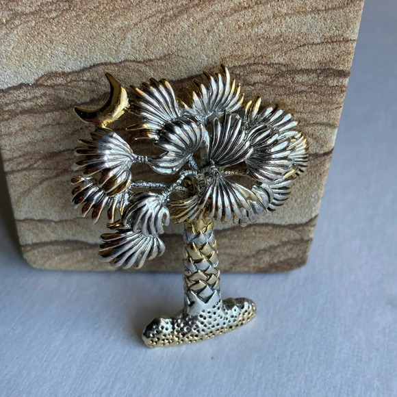 Vintage Palm Tree Brooch Pin Pendant Silver Gold Tone Moon Signed By Best - Picture 3 of 13